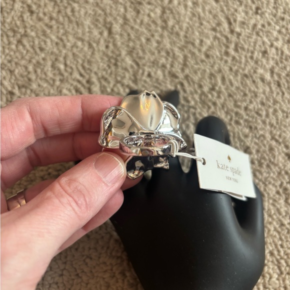 NWT Kate Spade rose garden ring. Size 7. - Picture 7 of 7